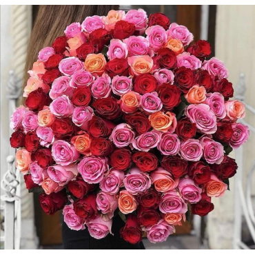 Букет 101 роза три цвета с лентами (60см)