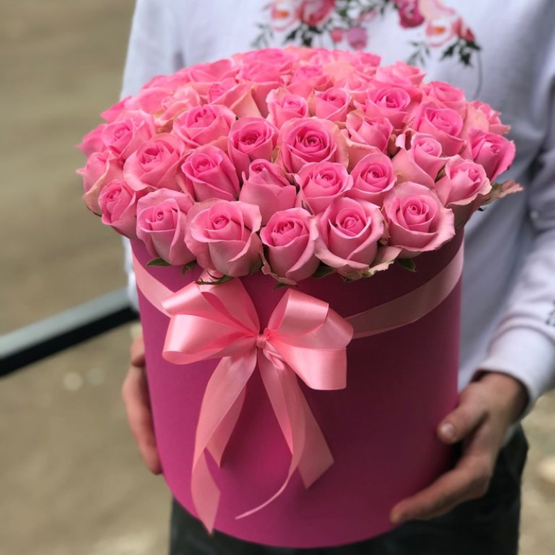 Букет из 51 розовой розы в коробке