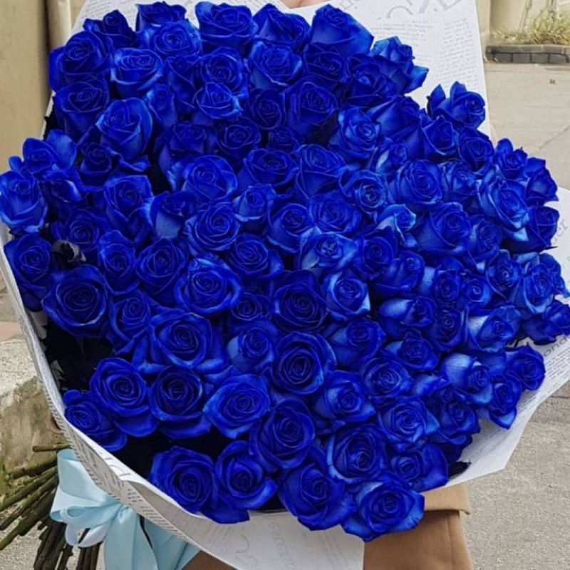 Букет 151 синяя роза с оформлением