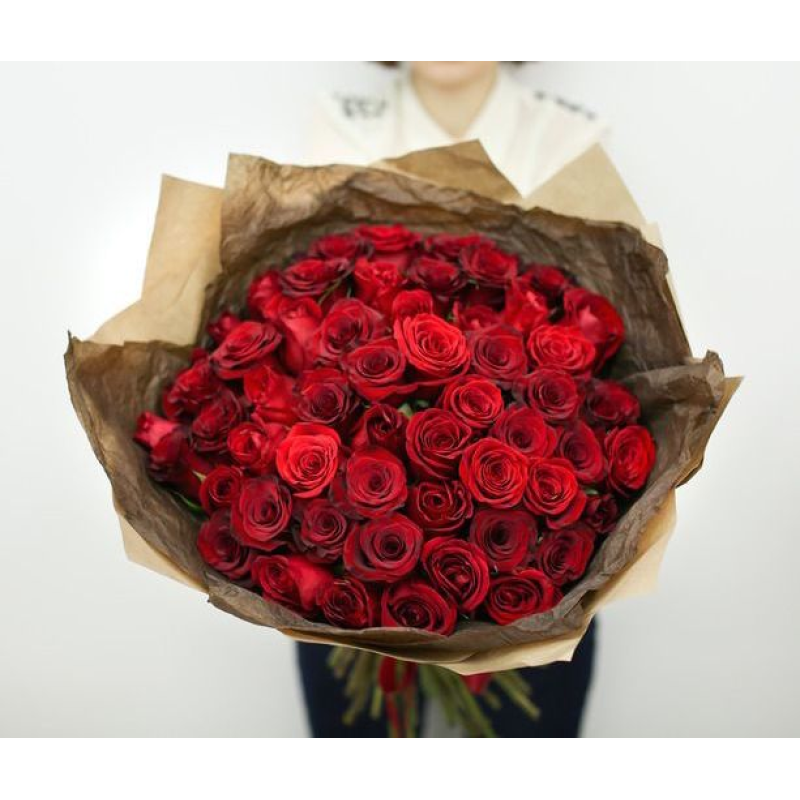 Букет 51 красная роза с оформлением (70см)