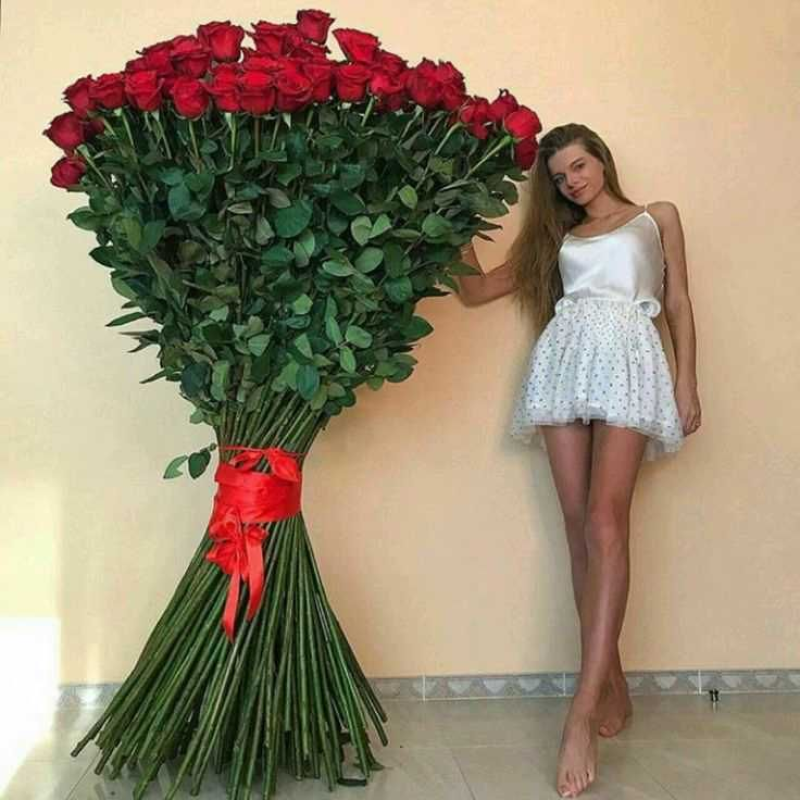 Огромный букет 301 красная роза 200 см с лентами
